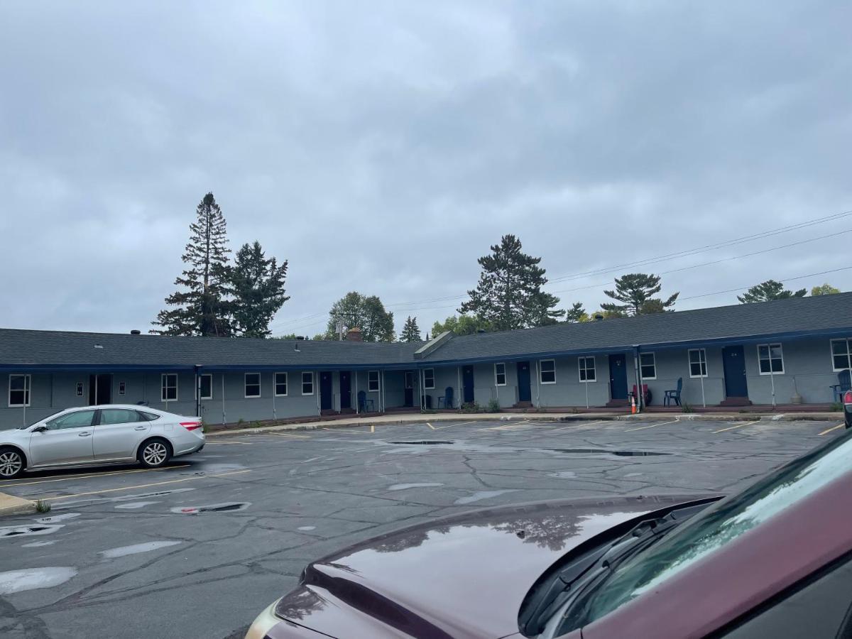 Itascan Motel グランドラピッズ エクステリア 写真